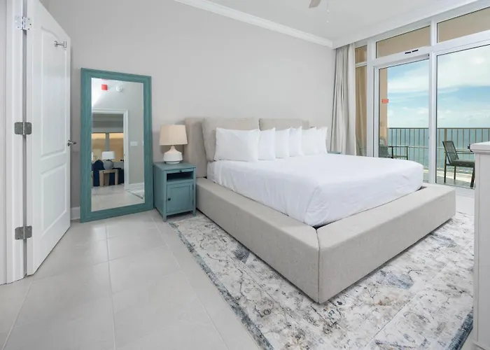Phoenix Gulf Towers 2405 Apartment *