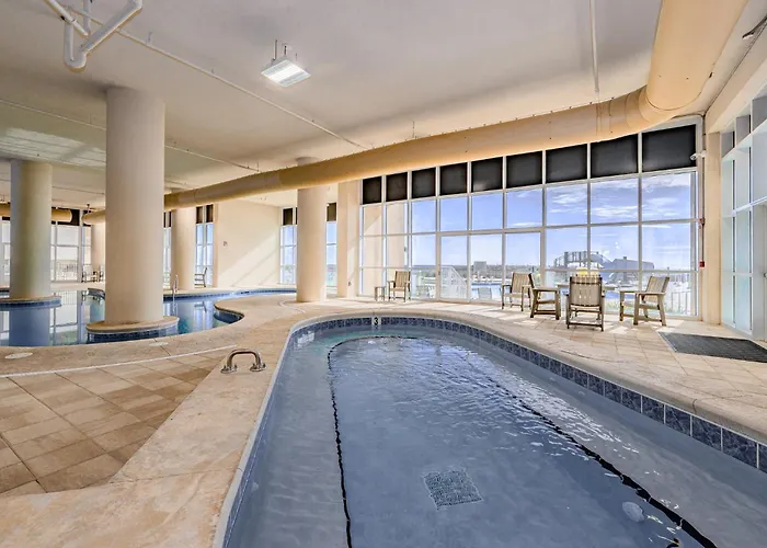 Phoenix Gulf Towers 2405